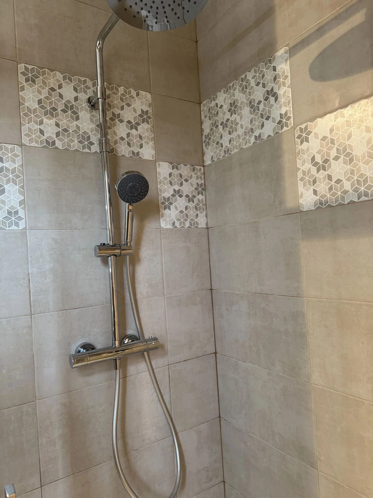 Rénovation complète d'une salle de bains : l'étape des finitions